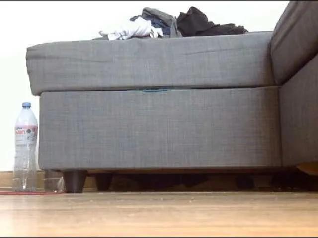 Offline YourDesire36 on BongaCams