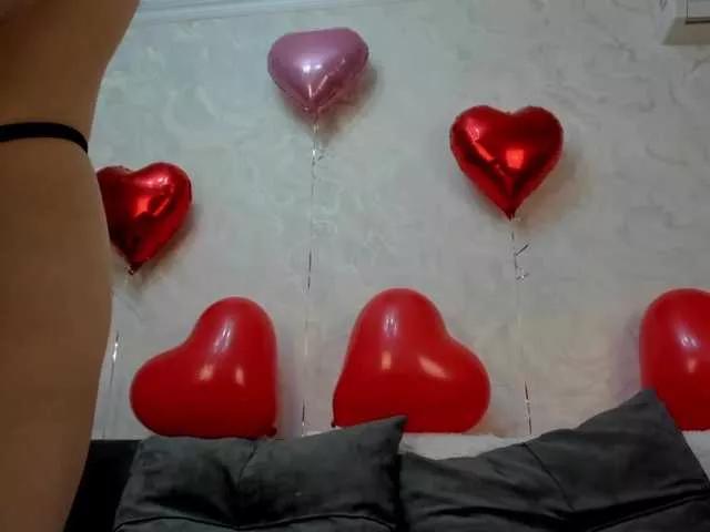 Offline YukiMiii on BongaCams