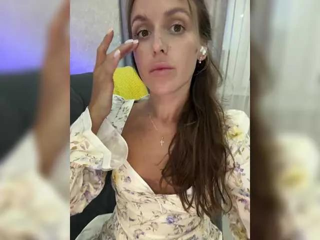 Offline Zarina888 on BongaCams