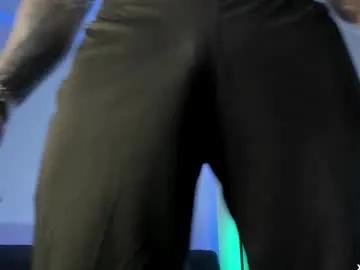 alan_rosee — Hi guysI really want to squirt in your mouthlush ON  Play with my headcock close to cam [ 55 tk] remaining to goal! #bigcock #monstercock #latino #young #muscle