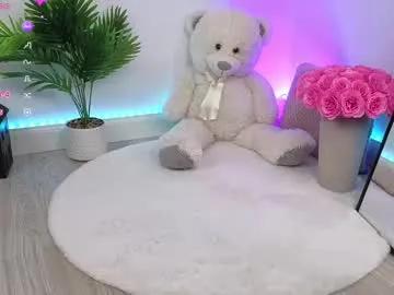 Freechat alessyaaa on Chaturbate