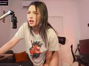 Freechat annieguzman_ on Chaturbate