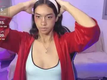 Freechat artemiss_tay on Chaturbate