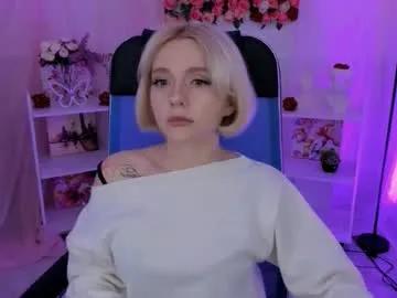 aurorawrenfield — GOAL: be my king [1376 tokens remaining]   #18  #nonude #cute #blonde #young