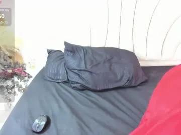 Freechat bonieklent on Chaturbate