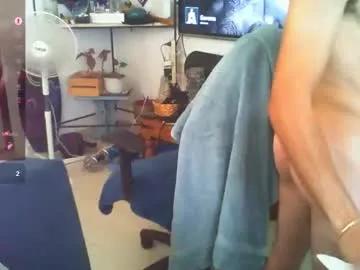 Freechat curiousgenie on Chaturbate