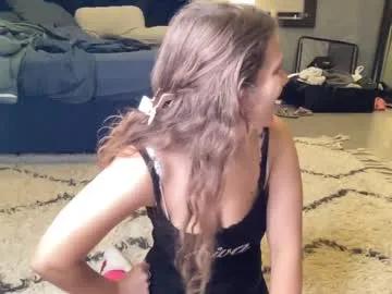 daddy_daycare_ — SUP SLUTS?? 20 mins of naked every 5 goals!! [209 tokens remaining]