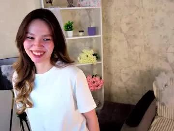 dungcoolbeth — Hi everyone, my name is Lanna, its my 2nd day: Soft touch my boobs   #skinny #new #18 #shy #asian [80 tokens remaining]