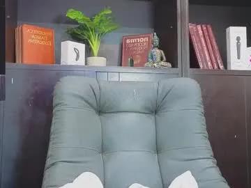 Freechat edwardross_ on Chaturbate