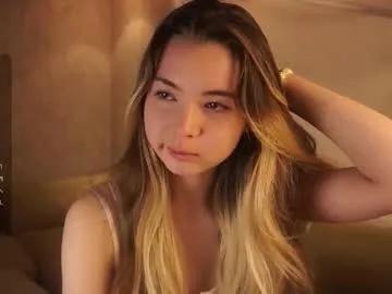 Freechat elizabethennals on Chaturbate