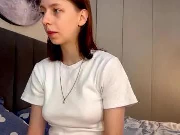 ellie_hollow on Chaturbate 