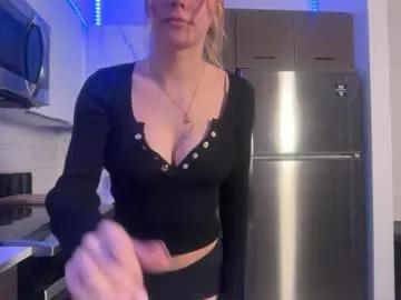 evebrooksss — shirt off #new #18 #gym  [1466 tokens remaining]