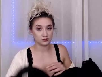 Freechat goddessemmy on Chaturbate