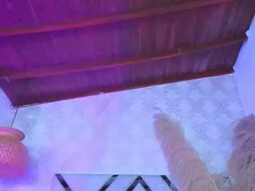 Freechat heiley_moon on Chaturbate