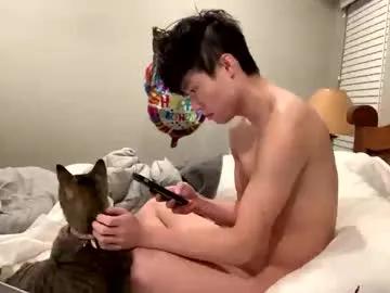Freechat hottiewithabody101 on Chaturbate