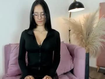 iim_emma — GOAL: naked [30 tokens remaining] Welcome to my room! Will you accompany me to the university?   #18  #latina  #skinny  #bigass  #petite