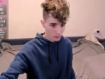 Freechat james_mil on Chaturbate