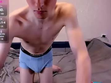 Freechat james_mil on Chaturbate