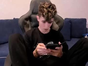 Freechat james_mil on Chaturbate