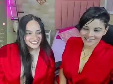 Freechat karolandluna on Chaturbate