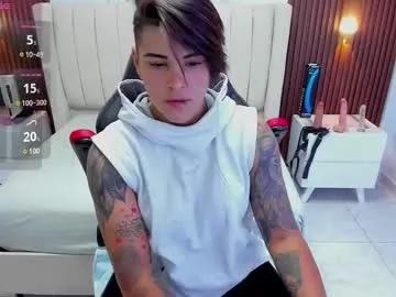 Freechat karolandluna on Chaturbate