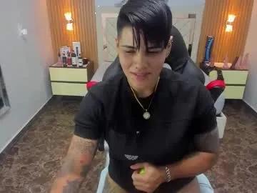 Freechat karolandluna on Chaturbate