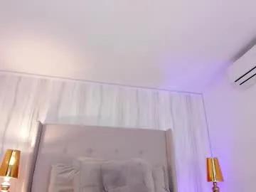 Freechat katiecruz_ on Chaturbate