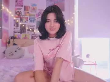 Freechat kittenmoon_ on Chaturbate