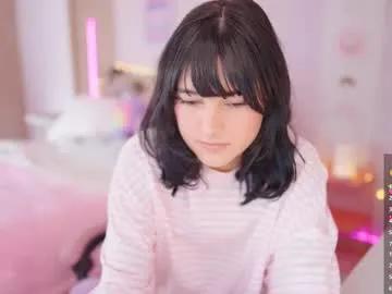 Freechat kittenmoon_ on Chaturbate