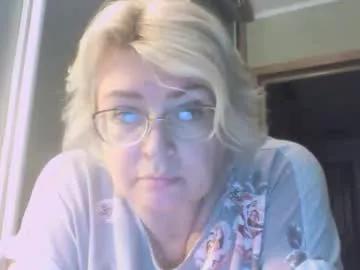 Away laramrs on Chaturbate