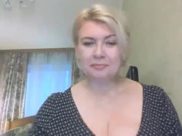 Away laramrs on Chaturbate