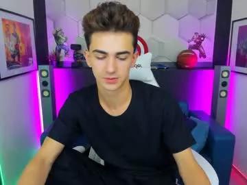 larry_project on Chaturbate 