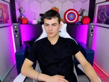 larry_project on Chaturbate 