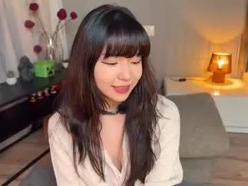 melana_love — GOAL: Slobbery finger + ahegao [67 tokens remaining]  #asian #squirt #ahegao