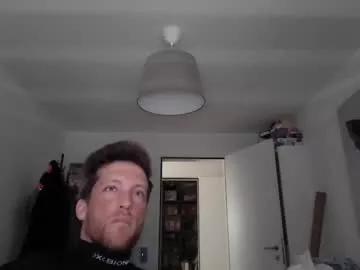 Freechat moms_little_monster on Chaturbate