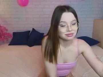 Freechat nanami_v02 on Chaturbate