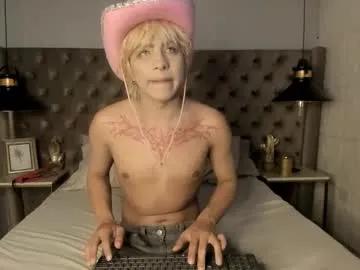 oliiverr22 — GOAL: let me suck your dick [67 tokens remaining] pvt on, les't go  #twink  #femboy #anal #blonde #sissy
