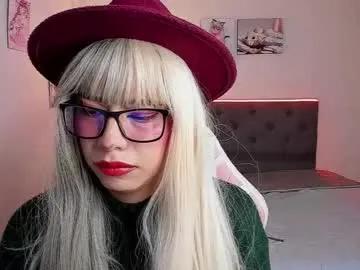 paula_kawaiifu —  SHOW FEET  [40 tokens left] the lovense is active #bigcock #cum #hentai #latina #c2c