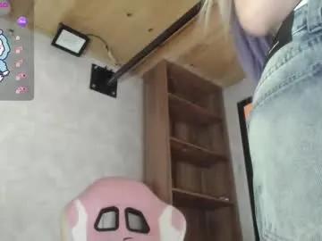 Freechat sally23_ on Chaturbate