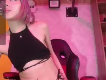 Freechat sally23_ on Chaturbate