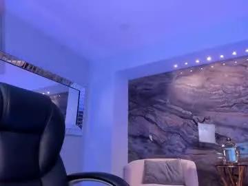 Freechat sophiebarnett_ on Chaturbate