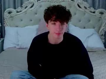 Freechat trevorbenson on Chaturbate