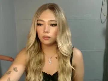 Freechat trexie_fucks15 on Chaturbate