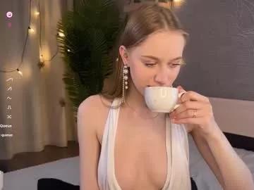 Freechat unnabella on Chaturbate