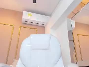 Freechat valerimilton on Chaturbate