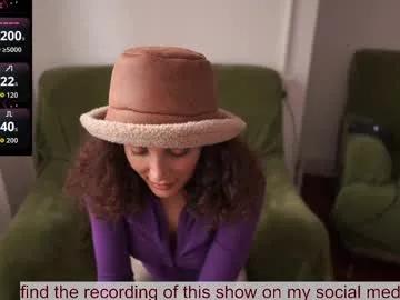 venus_in_jeans — hello!  tip 999 for 6 min of toy control [999 tokens remaining]