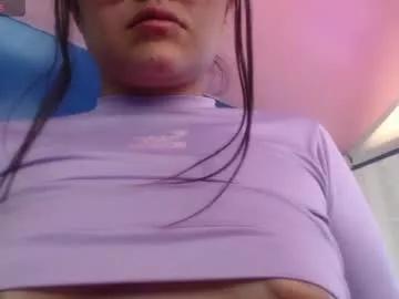 Freechat vitoria23_ on Chaturbate