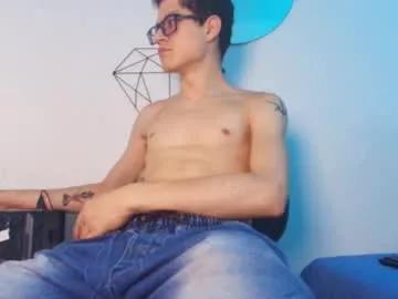 wolfan_sky — GOAL: hi wolf  wolf is here [10 tokens remaining] welcome to my room and happy hallowen! #master #tattoo #smoke #lovense #young