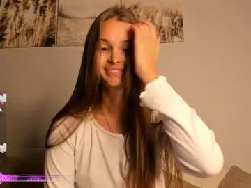 Freechat your__voice on Chaturbate