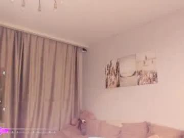 Freechat your__voice on Chaturbate